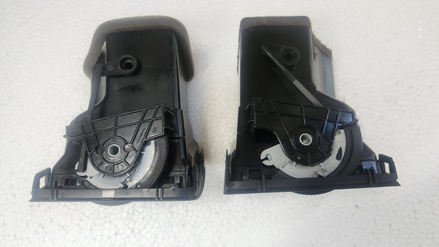 1k0819710 1k0819709 Rejillas ventilacion Volkswagen Bora Gli Oem