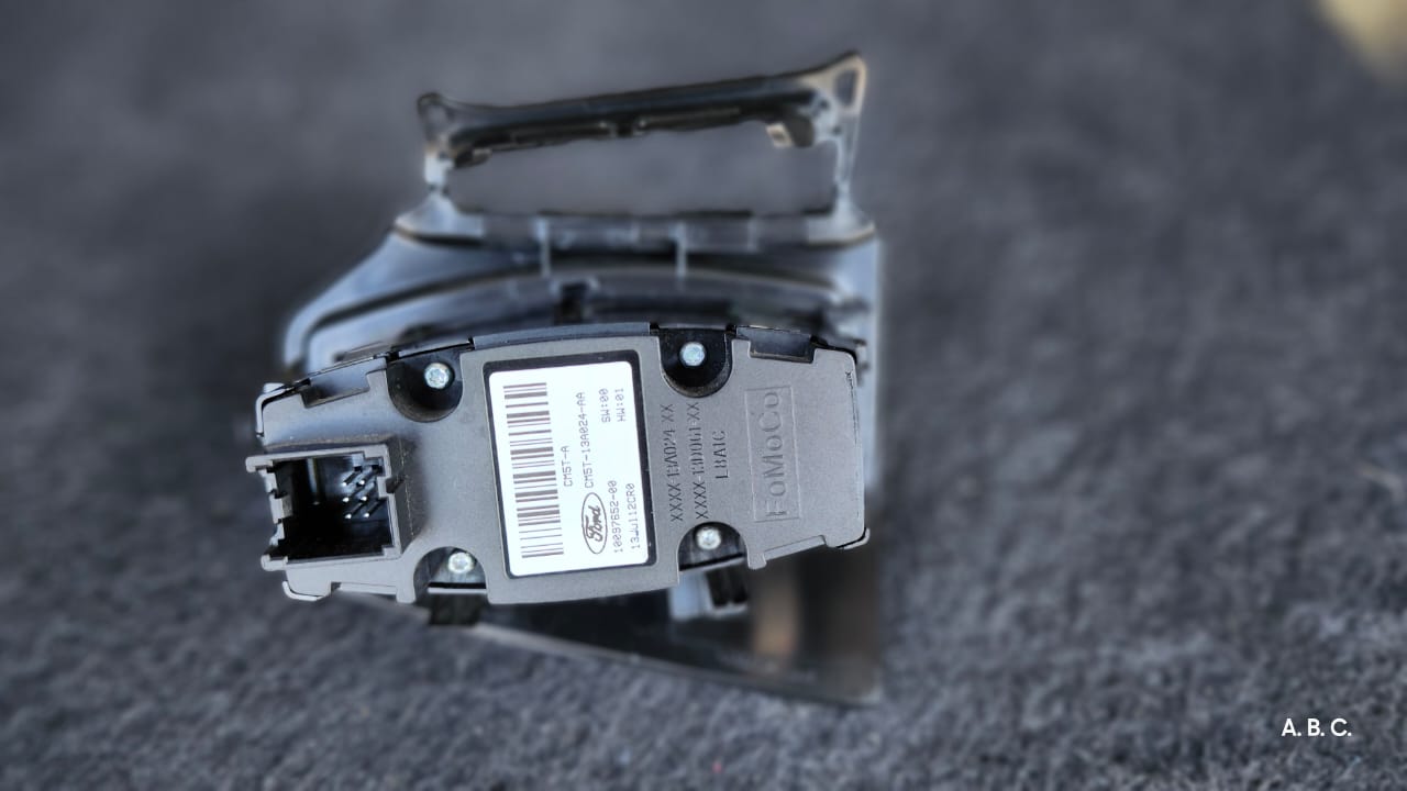 Control Faros luces Ford Focus 12-18 CM5T-13A024-AA