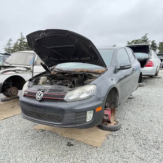 Faro niebla derecho copiloto Volkswagen Golf GtI 2011 OEM