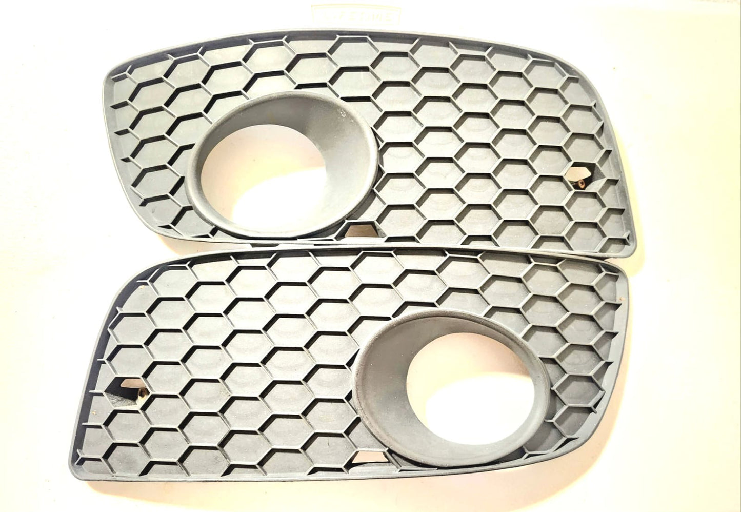 Rejillas Izquierda y Derecha fascia delantera Volkswagen GTi 2005-2010