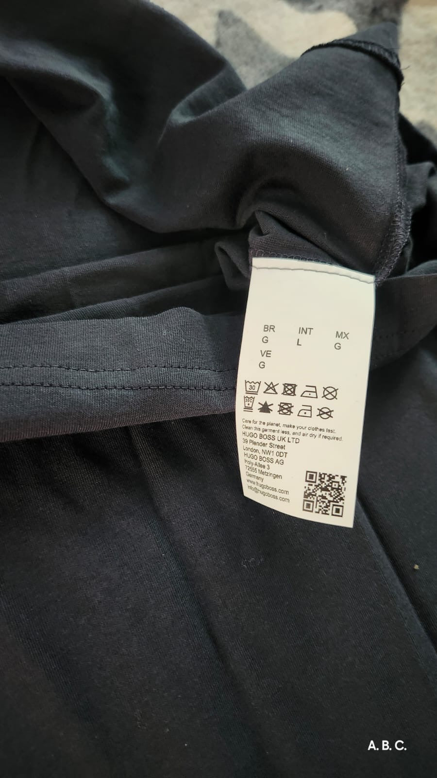 Playera BOSS Azul Marino Original - Premium Essential Tee (NWT)
