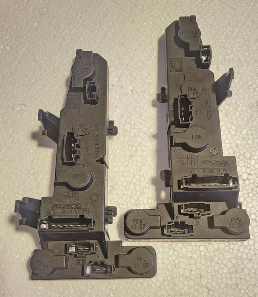 1J9945257 Portafocos calaveras Volkswagen Jetta wagon A4