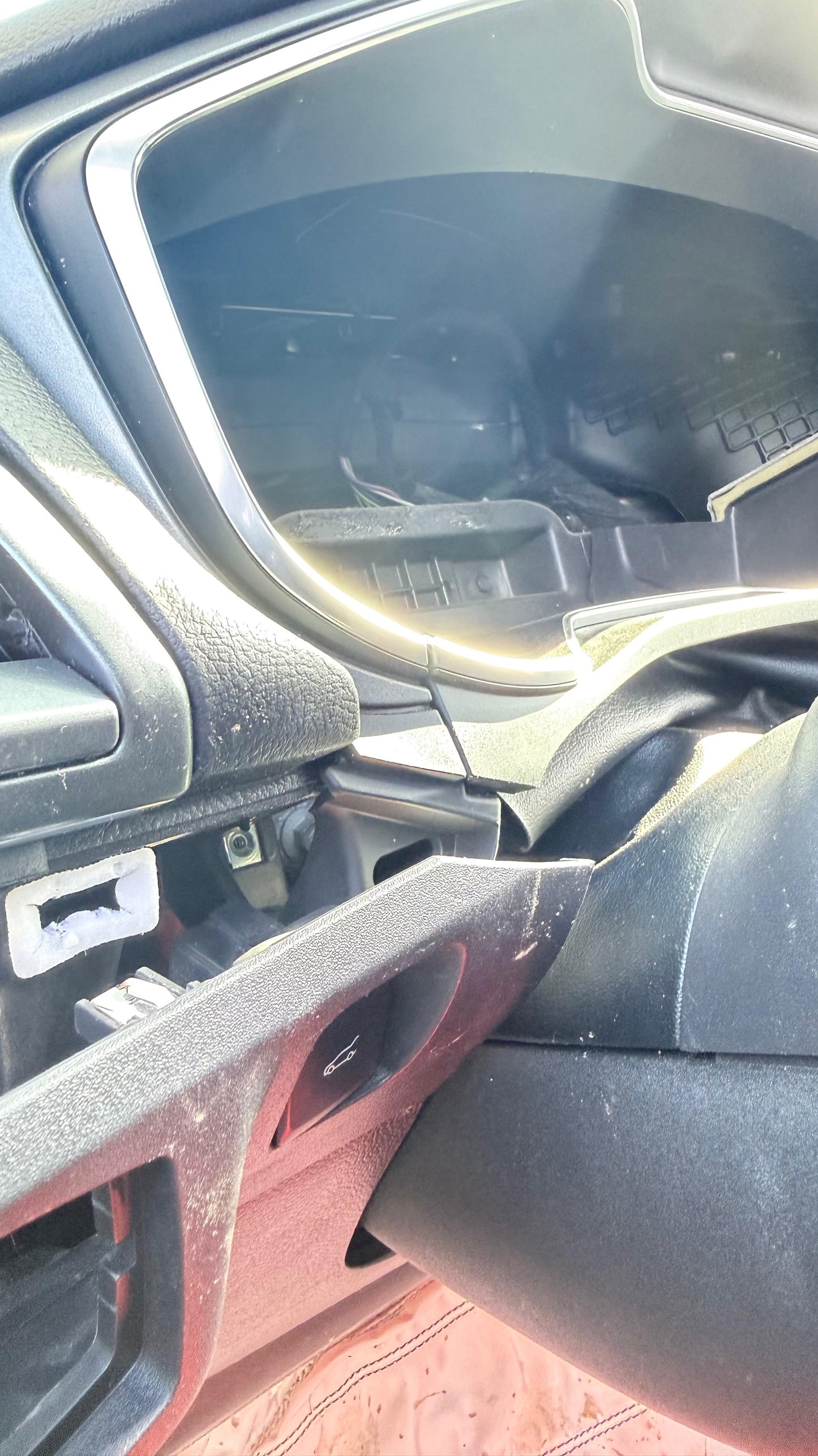 DG9T-19B514-AAW Botón cajuela Ford Fusion 2013 2016 OEM