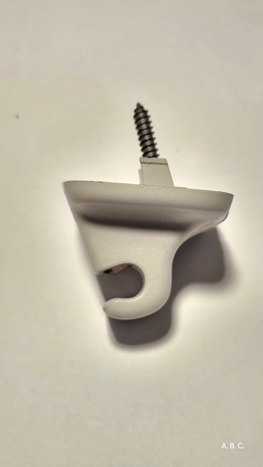 Grapa visera Volkswagen Tiguan 2.0 turbo 2007-2015