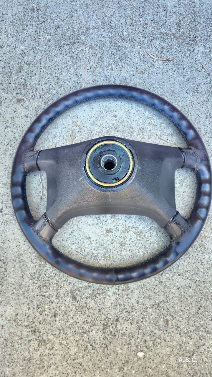 Volante para Volkswagen Caribe Cabriolet Atlantic 1987 OEM 321419660