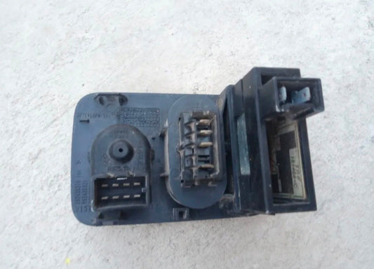 8200107803 Control espejos y calefaccion Renault Clio 02-10