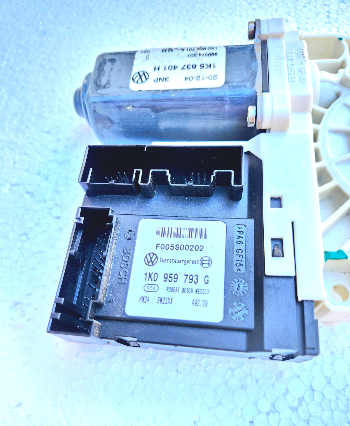 1k5837401H elevador vidrio delantero Izq Volkswagen Bora Oem