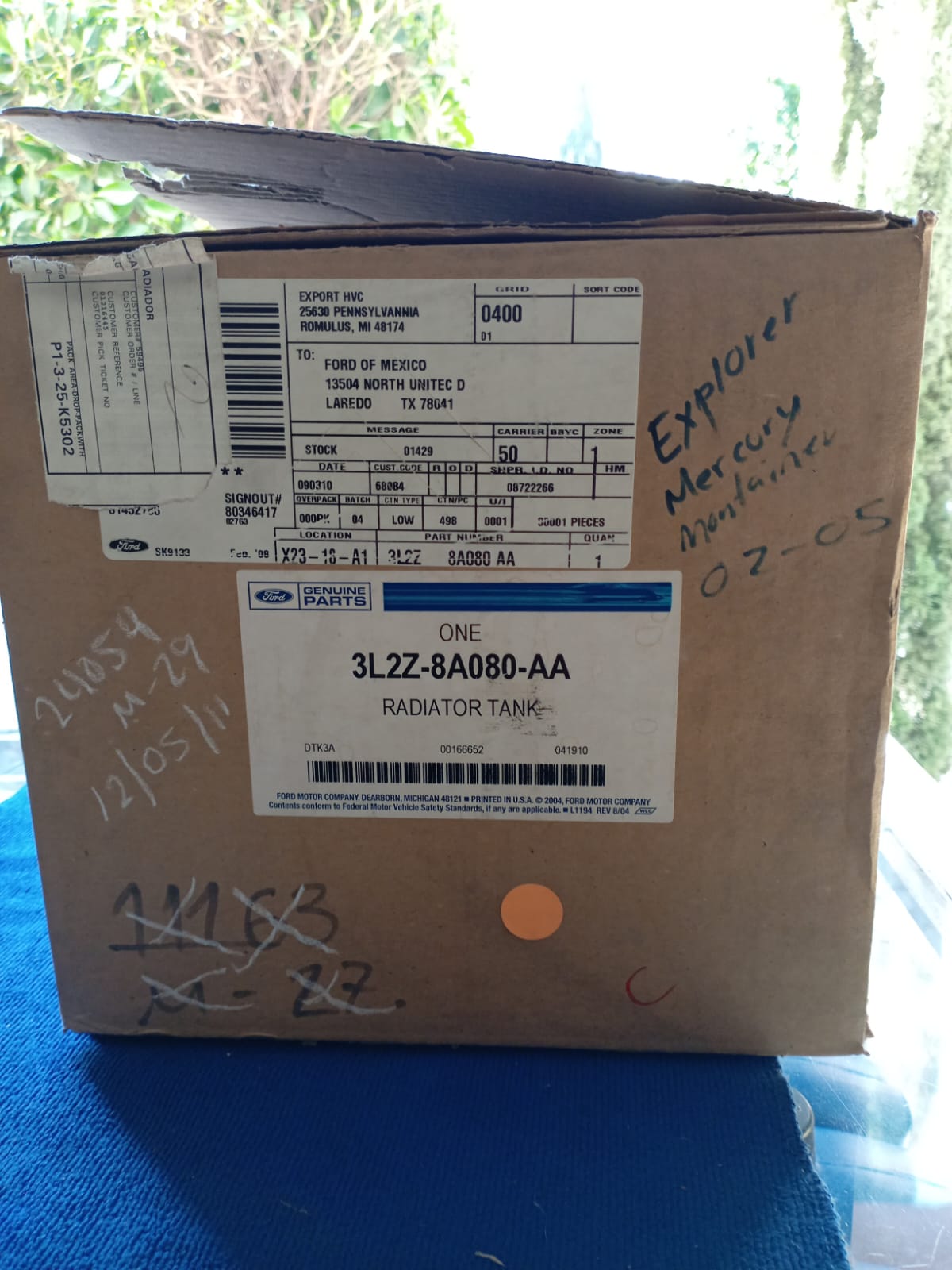 Depósito Anticongelante Ford Explorer 4.0 4.6 Focus 08-11  3L2Z-8A080-AA OEM