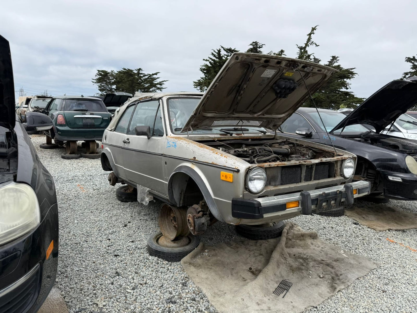 Kit Cantoneras Delanteras Volkswagen Caribe Cabriolet 1985 OEM