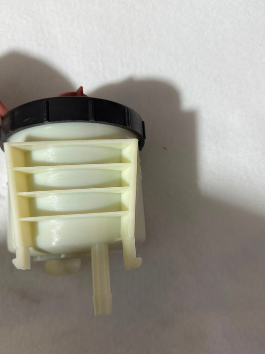 Deposito Direccion Hidráulica Volkswagen Pointer - OEM 3254223711 | Becerril Autopartes VW (2)