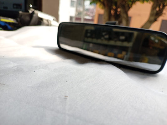 Espejo retrovisor central Renault Logan 1.6Lts 15-20 OEM