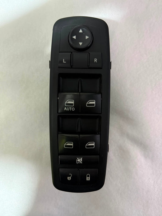 Control cristal Dg Ram Nitro Journey Liberty 07-12 21 pines - OEM 70617 | Becerril Autopartes VW