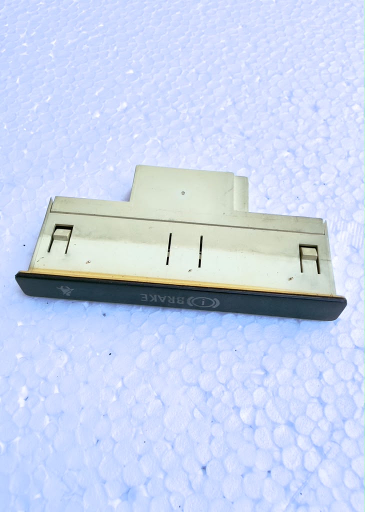 157919235 Testigo Freno mano stop Volkswagen Jetta Golf A2 Mk2