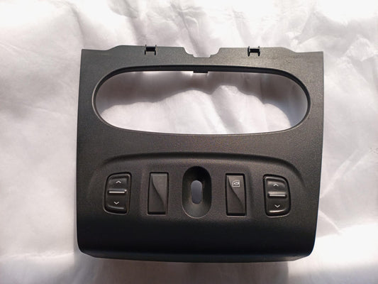 Control central vidrios Renault Logan 15-19 275000884R OEM