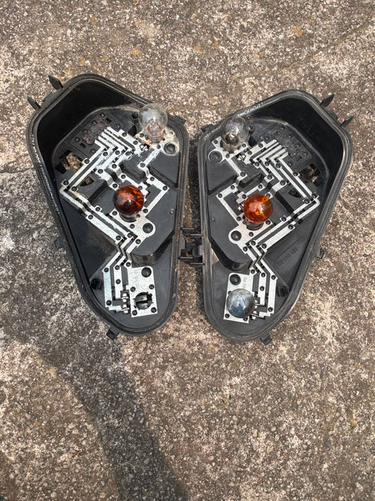 19030702 Portafocos traseros Renault Logan 15-22 OEM