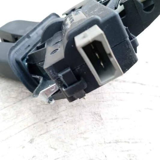 4f5827505d Chapa Cajuela Audi A5 2013 Oem
