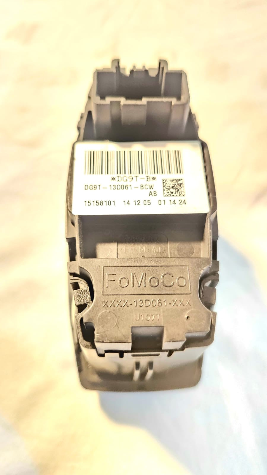 DG9T-13D061-BCW Control luces Ford Fusion 2015 OEM