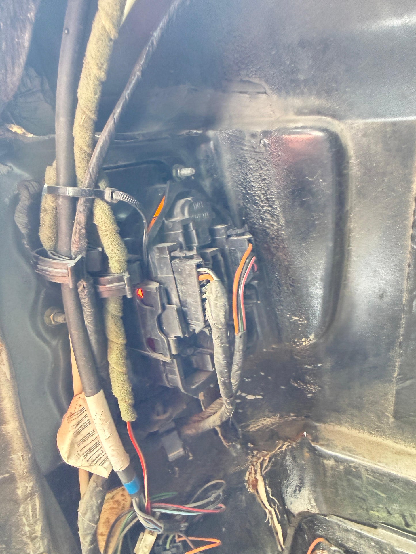 1H5945257 Portafocos calaveras Volkswagen Jetta A3 Mk3 OEM