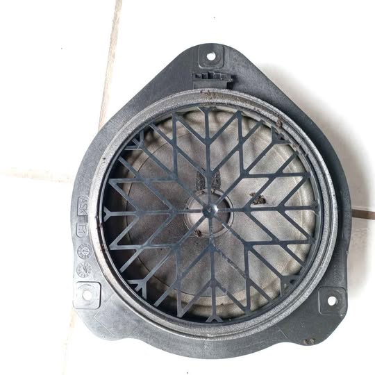 8t0035411 bocina audi