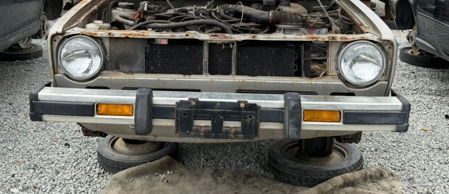 Cuartos hella delanteros Volkswagen Caribe Cabriolet 1985-1987 OEM 171 953 155