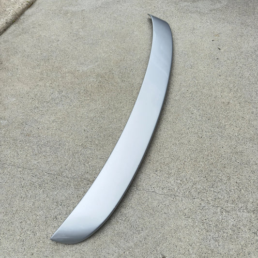 1KM071646 Aleron cajuela Volkswagen Bora 05-10 OEM
