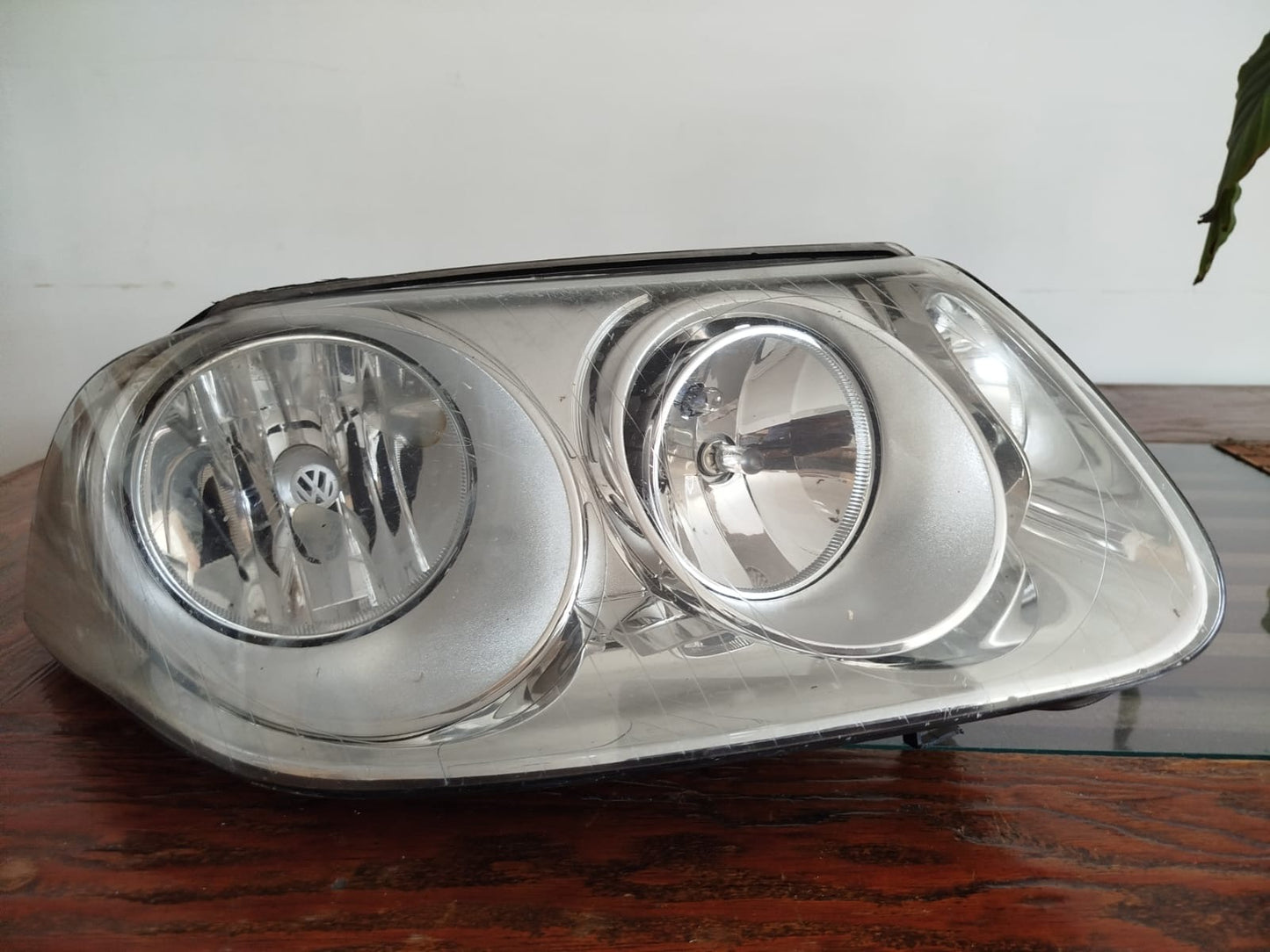 Faro derecho Volkswagen Jetta Golf A4 MK4 OEM