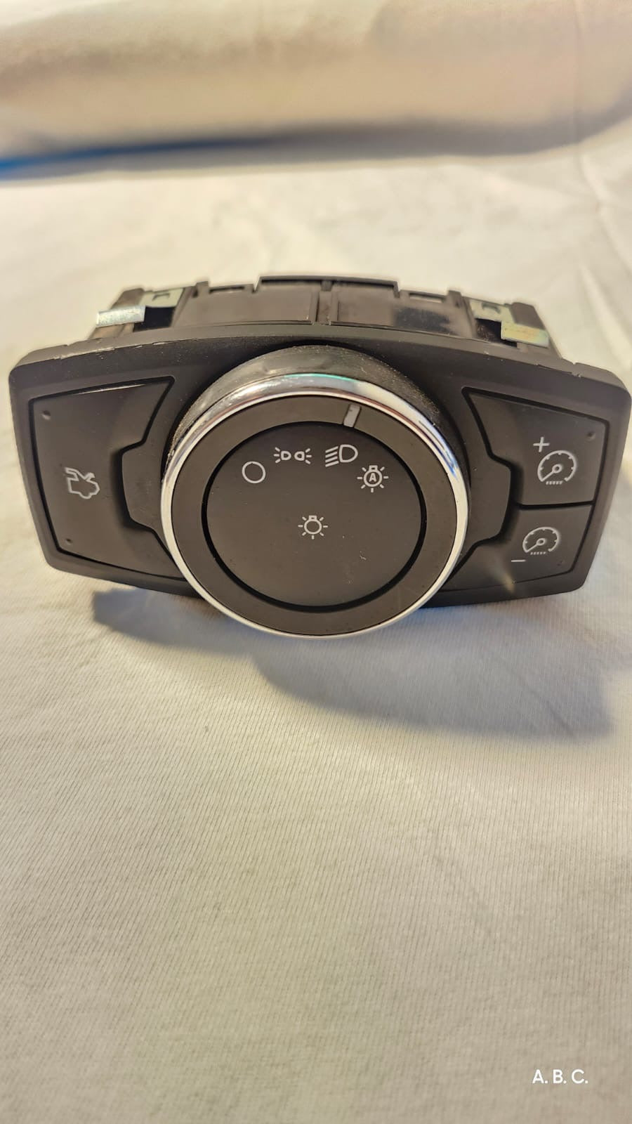 CM5T-13A024-BA-Control Ford Focus