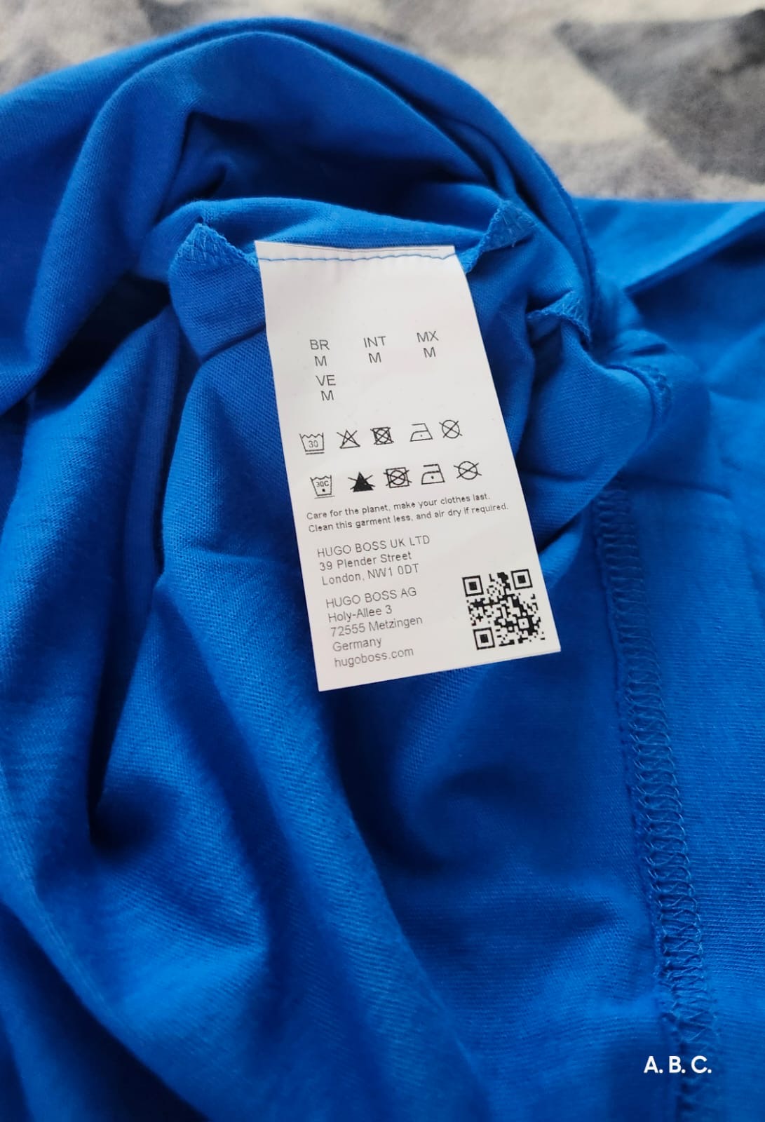 Playera BOSS Azul Eléctrico Original - Premium Logo Tee (NWT)