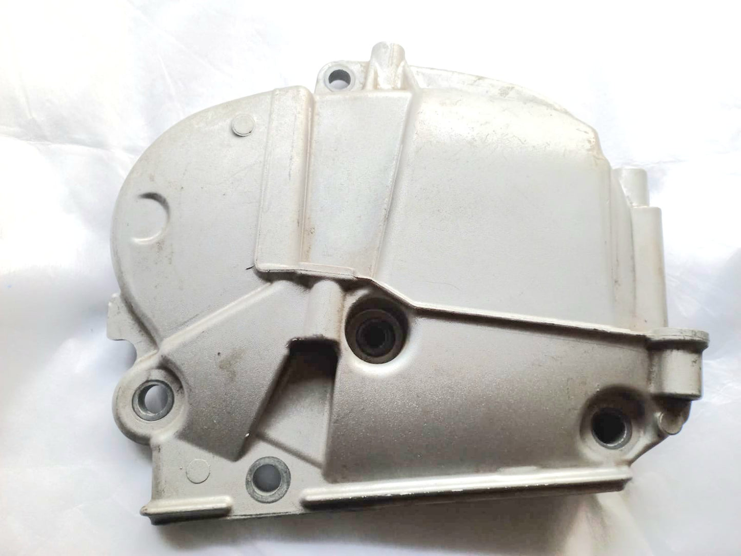 Tapa Distribución Renault Logan 1.6Lts 8200487939 OEM