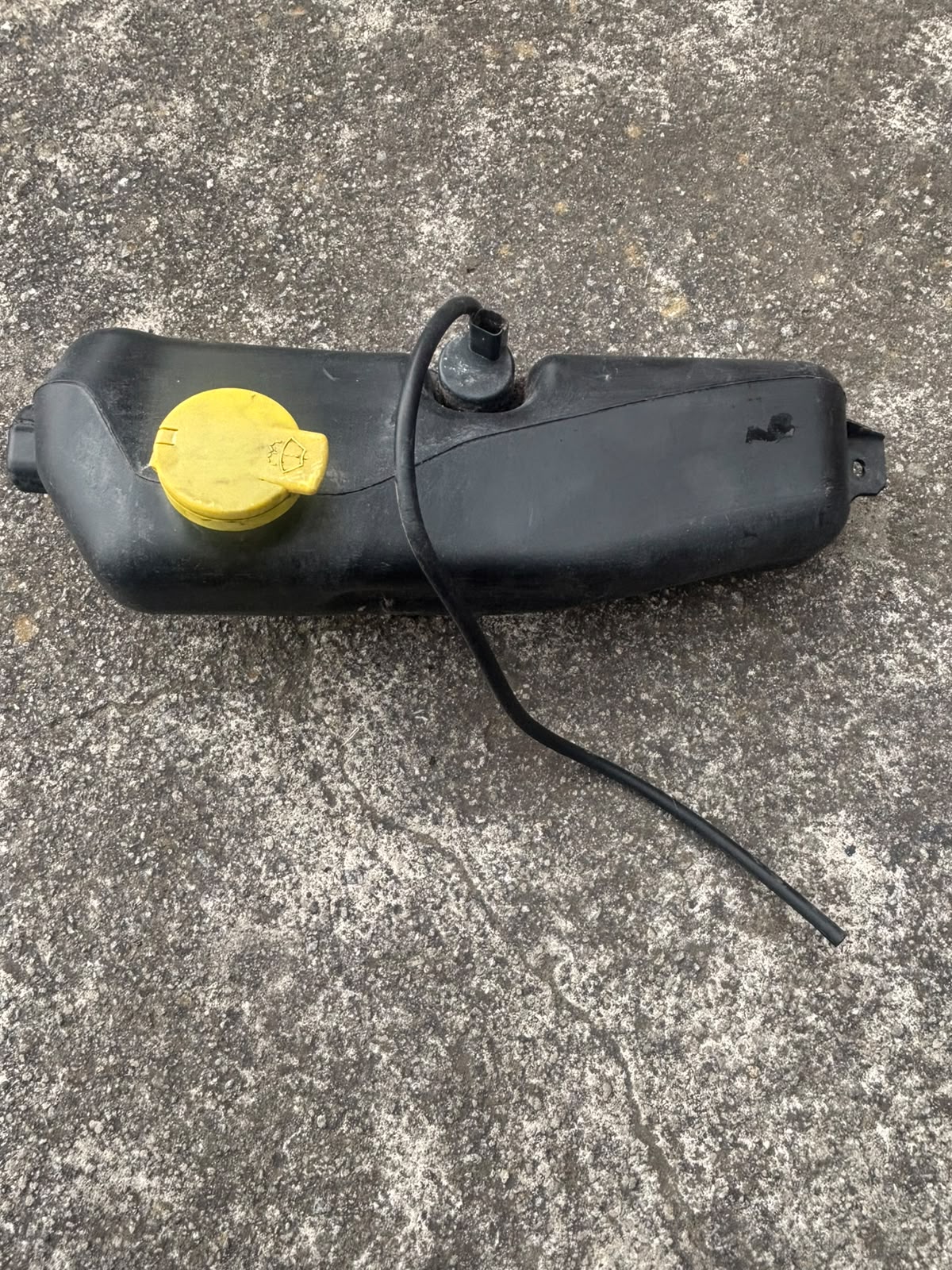 289104583R Deposito limpiaparabrisas Renault Logan 16-19