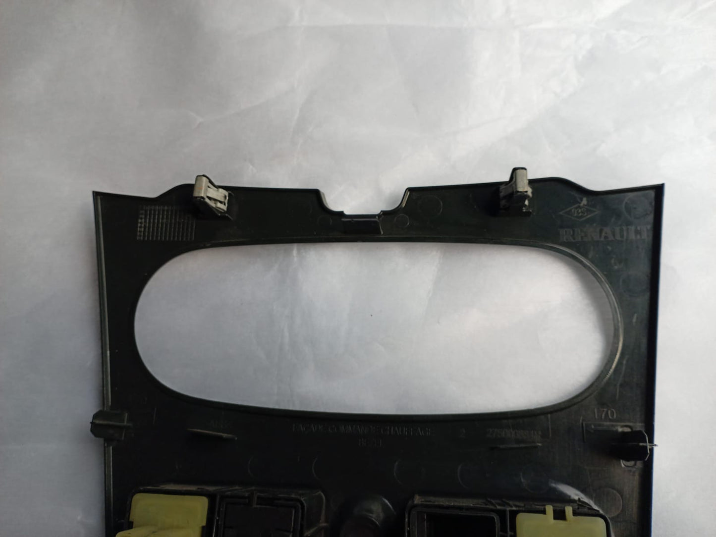 Control central vidrios Renault Logan 15-19 275000884R OEM