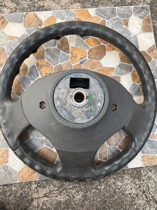 Volante Renault Logan 2012 - 2017 oem