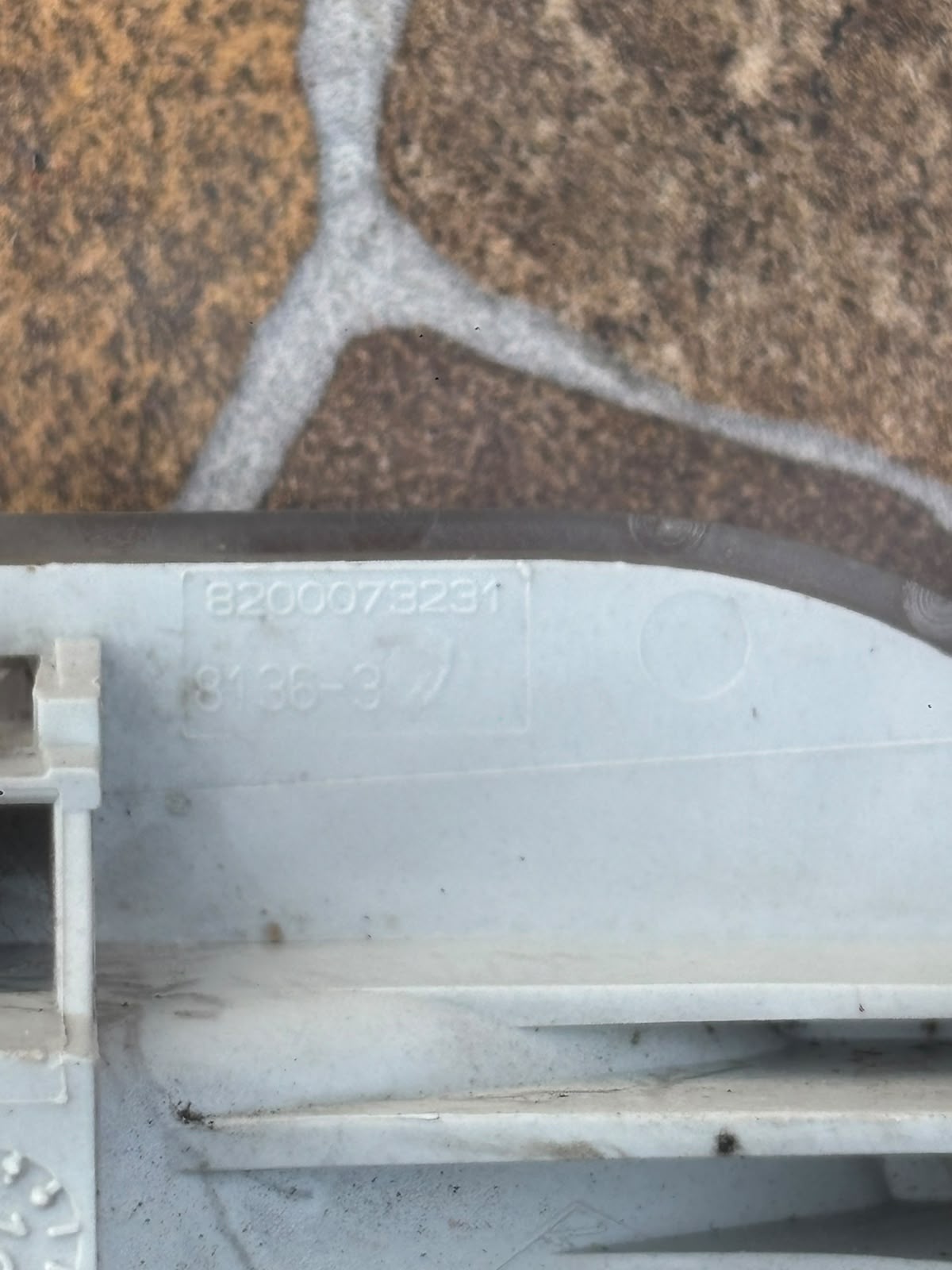 8200073231 Luz Interior Renault Logan 2015-2024 oem