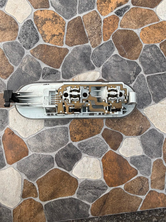 8200073231 Luz Interior Renault Logan 2015-2024 oem