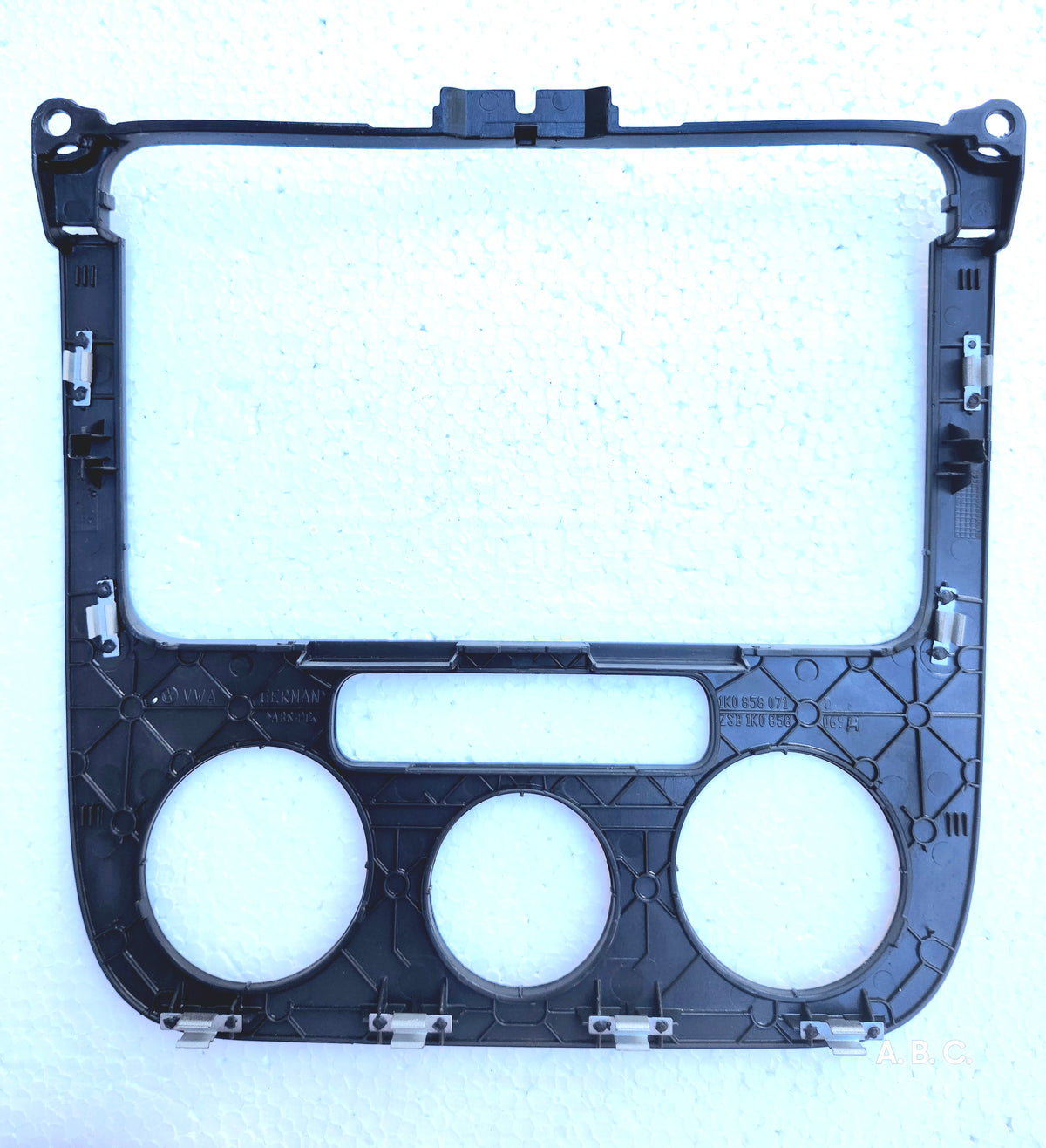 1K0858071 Moldura bisel radio y control A/C Volkswagen Bora Mk5 R32 03-10