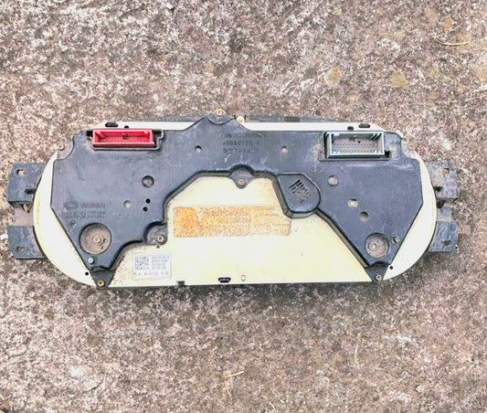 Cluster velocimetro Renault Clio 02-10 - OEM 8200366641 | Becerril Autopartes VW (2)