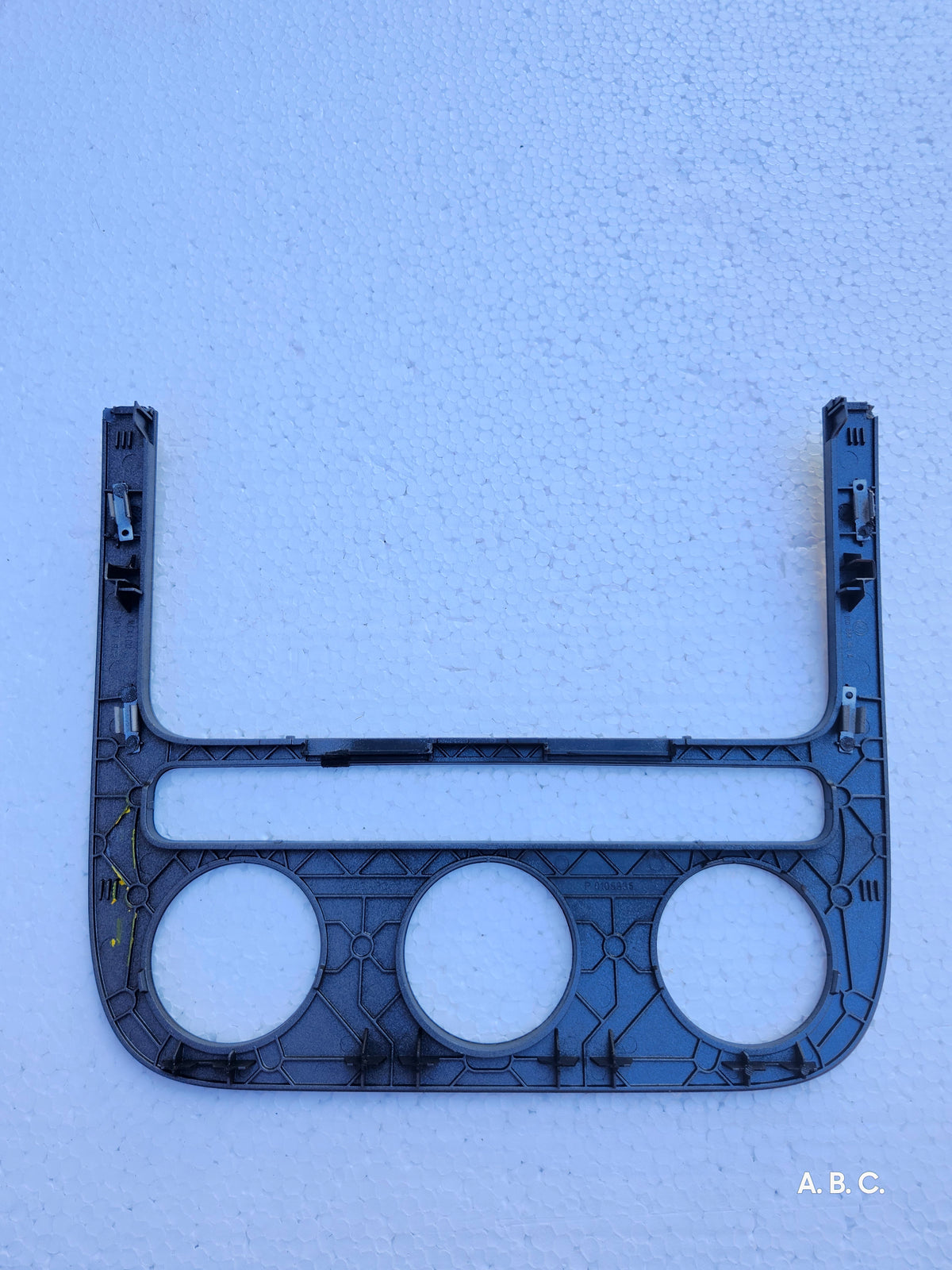 1K0858067 Bisel estereo marco Volkswagen Bora 06-10 Oem