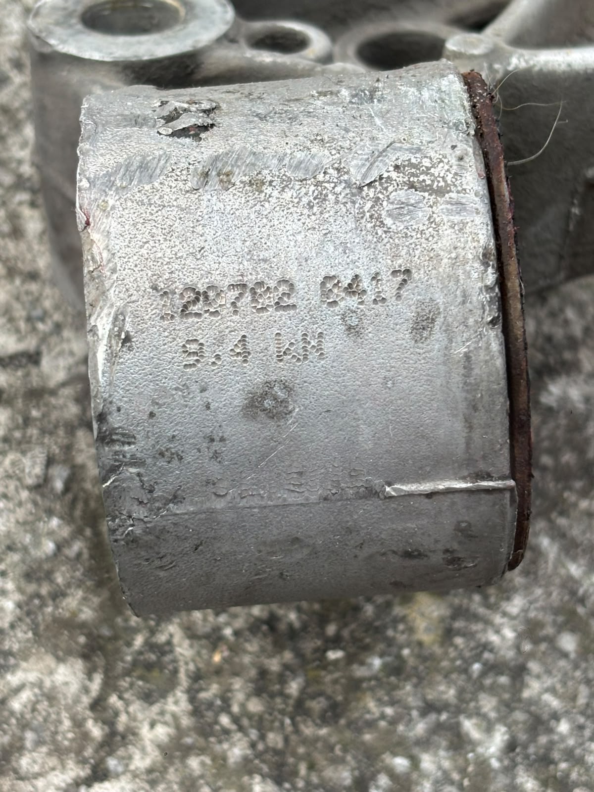 Base soporte horquilla Seat Ibiza sport 2.0 - OEM 6Q0199293D | Becerril Autopartes VW (3)